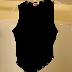Women Top Brand Rave City Size Medium Color Black with design at the bottom